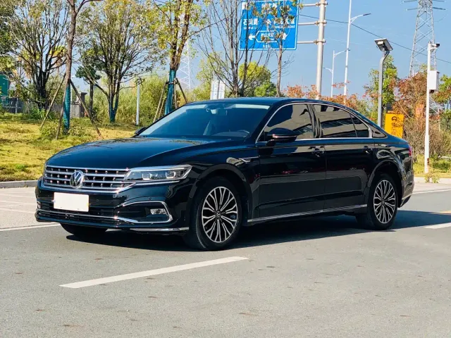 Фотография автомобиля — Volkswagen Phideon