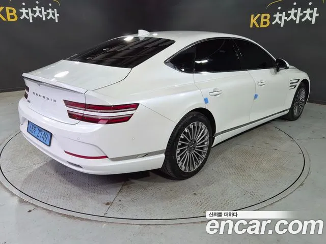 Genesis G80 RG3 — Фото автомобиля 6