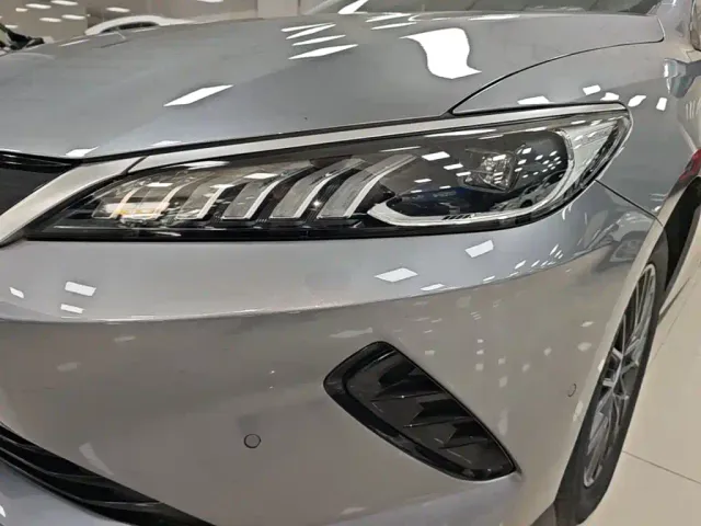 BYD Qin PLUS — Фото автомобиля 23