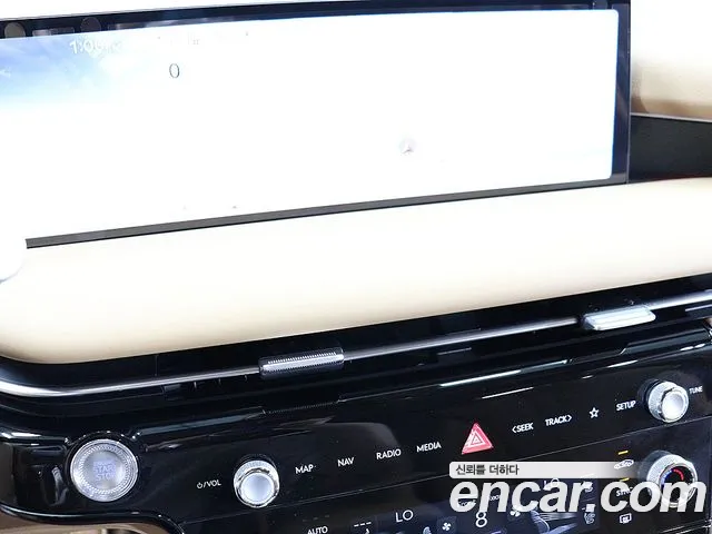Genesis G80 Бензин 2.5 турбо AWD — Фото автомобиля 18