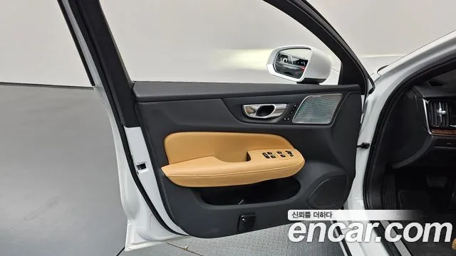 Вольво S60 S60 третьего поколения B5 Ultimate Bright — Фото автомобиля 23