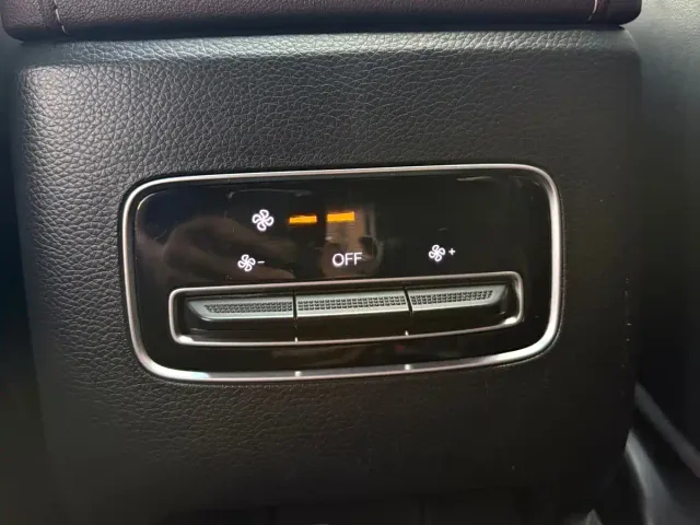 GAC Trumpchi M6 — Фото автомобиля 12