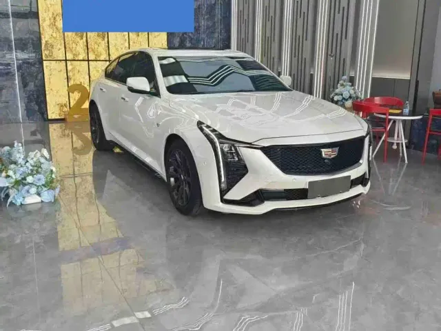 Cadillac CT5 — Фото автомобиля 3