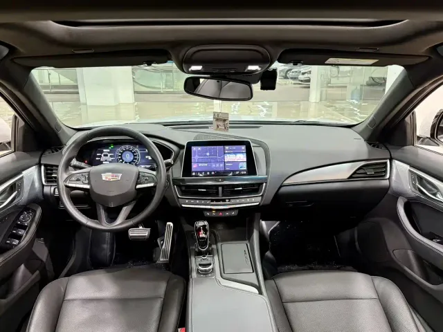 Cadillac CT5 — Фото автомобиля 8