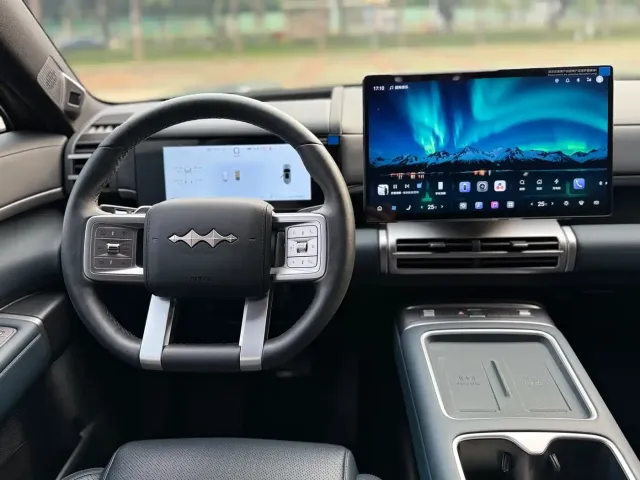 BYD FangChengBao Titanium 7 — Фото автомобиля 12