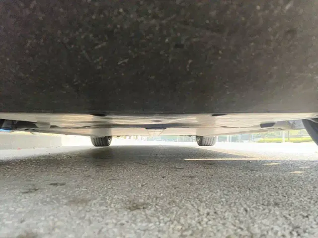 Tesla Model 3 — Фото автомобиля 9