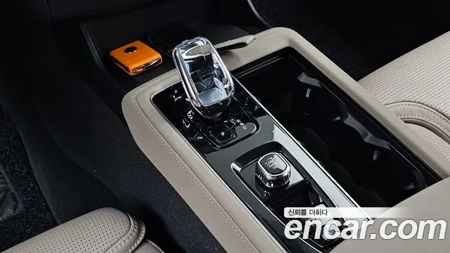 Volvo XC90 Generation 2 — Фото автомобиля 9