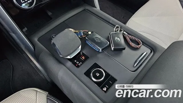Land Rover Discovery — Фото автомобиля 9
