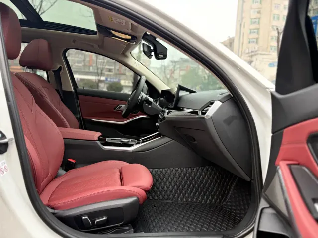 BMW 3 Series — Фото автомобиля 9