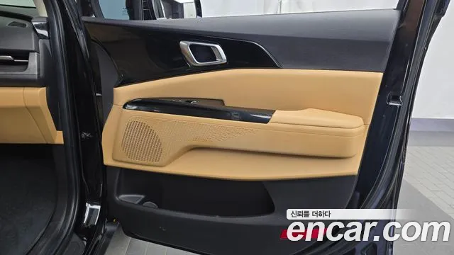 Kia Canival — Фото автомобиля 20