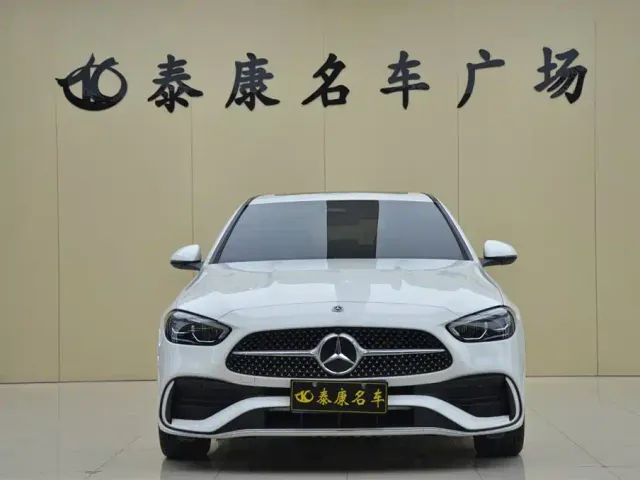 Mercedes-Benz C-Class — Фото автомобиля 2