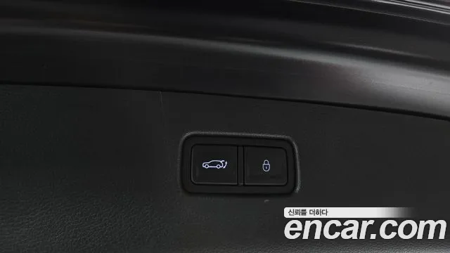 Genesis GV80 — Фото автомобиля 17