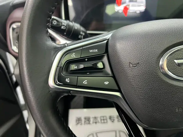 GAC Trumpchi M6 — Фото автомобиля 13