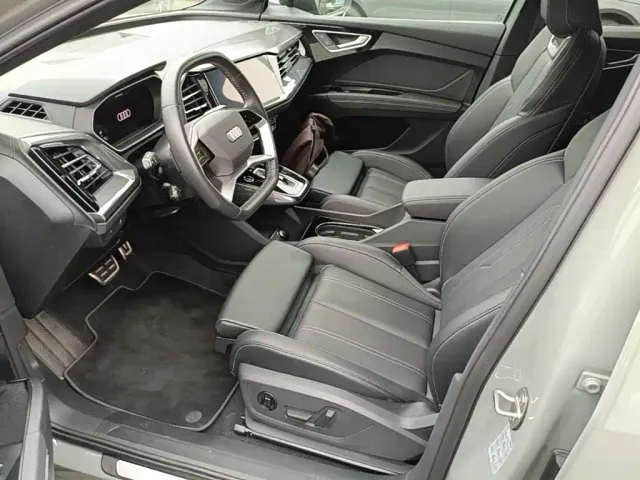 Audi Q4 e-tron — Фото автомобиля 14