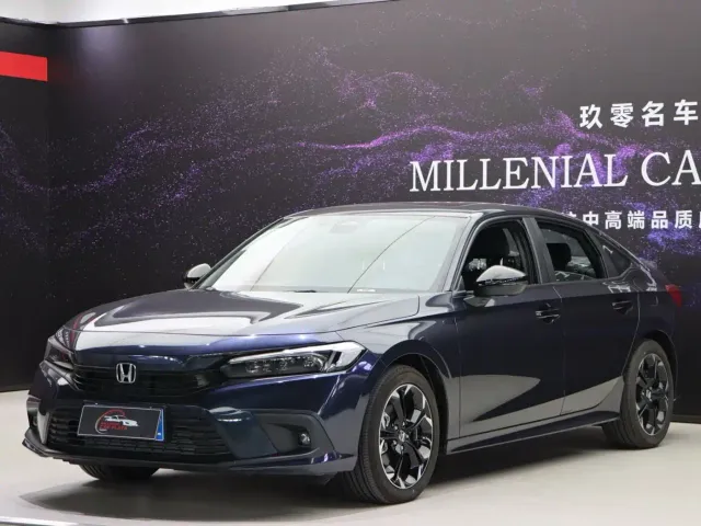 Honda Civic — Фото автомобиля 3