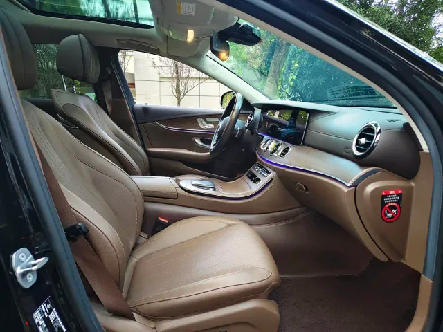Mercedes-Benz E-Class — Фото автомобиля 8