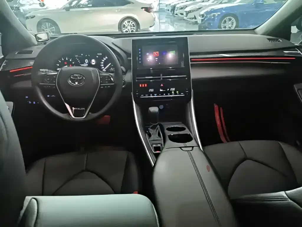 Toyota Avalon 2022 2.0L Progressive Edition — Фото автомобиля 9