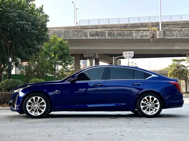 Cadillac CT5 — Фото автомобиля 3