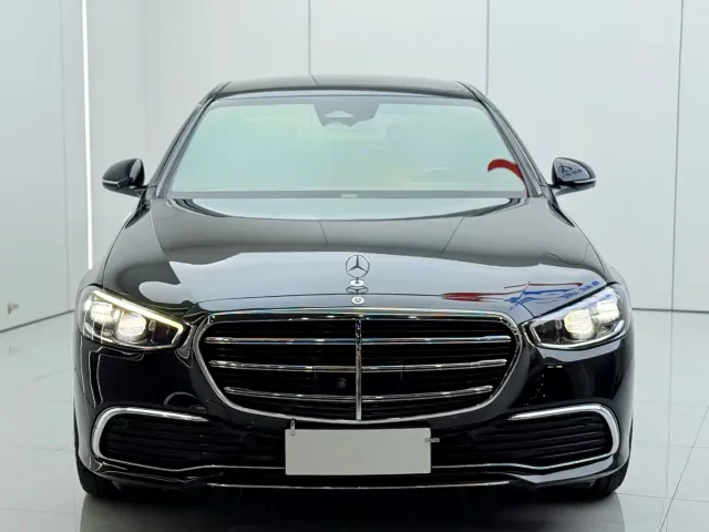 Mercedes-Benz S-Class — Фото автомобиля 3