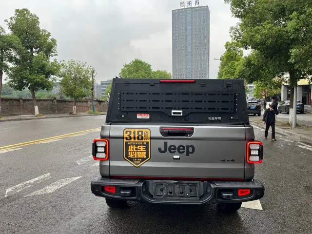 Jeep Gladiator — Фото автомобиля 6