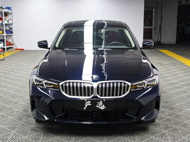 BMW 3 Series — Фото автомобиля 2