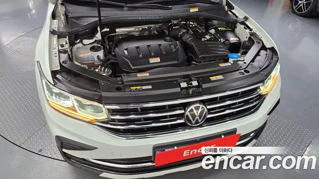 Volkswagen Tiguan Tiguan 2 поколение 2.0 TDI Prestige — Фото автомобиля 6