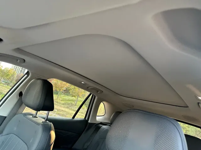 Geely Galaxy Starship 7 EM-i — Фото автомобиля 12