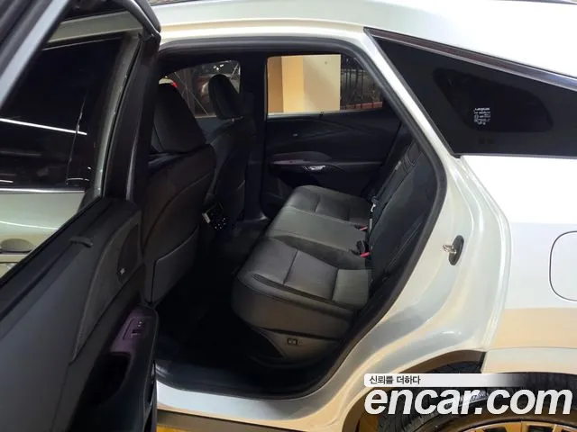 Lexus RX RX350h 5th Gen — Фото автомобиля 12