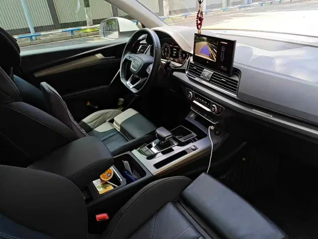 Audi Q5L — Фото автомобиля 4