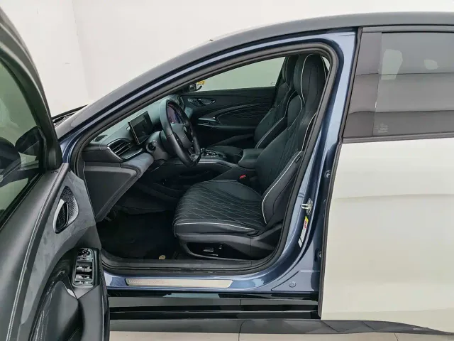 BYD Seal — Фото автомобиля 21