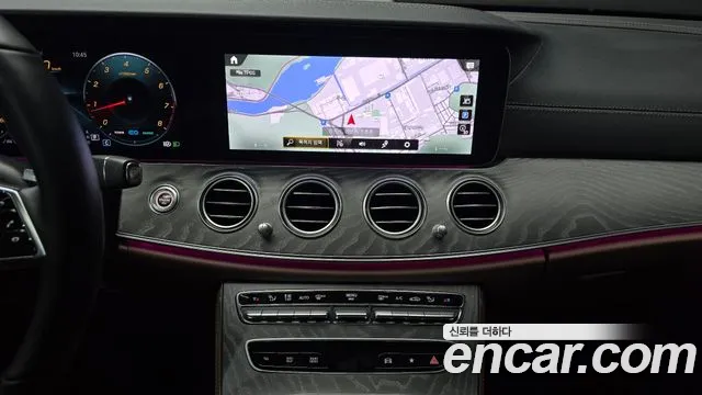 Mercedes-Benz E-Class E-класс W213 E350 4MATIC Exclusive — Фото автомобиля 12
