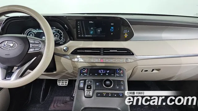 Hyundai Palisade Palisade Бензин 3.8 2WD — Фото автомобиля 16