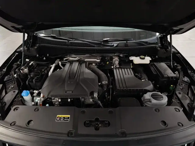 Hongqi Hongqi HS7 PHEV 2024 2.0T PHEV AWD Qichang Edition 7-seater — Фото автомобиля 6