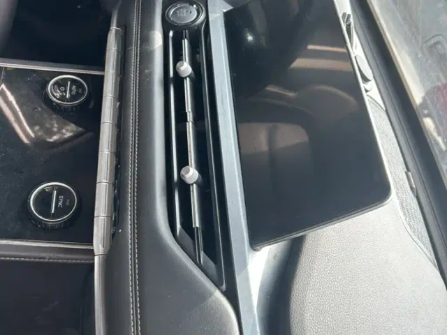 Chery Tiggo 8 — Фото автомобиля 11
