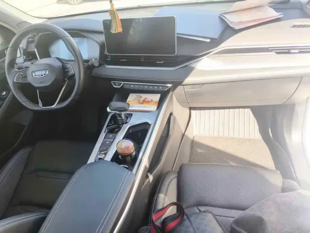 Geely Xingrui — Фото автомобиля 12
