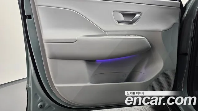 Hyundai Kona SX2 — Фото автомобиля 13