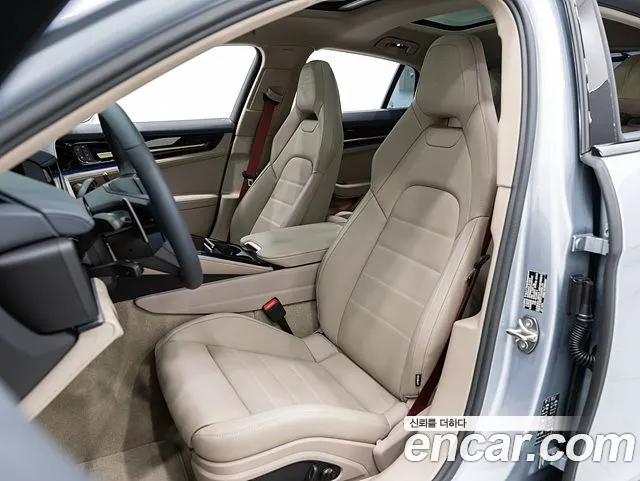 Porsche Panamera 976 — Фото автомобиля 10