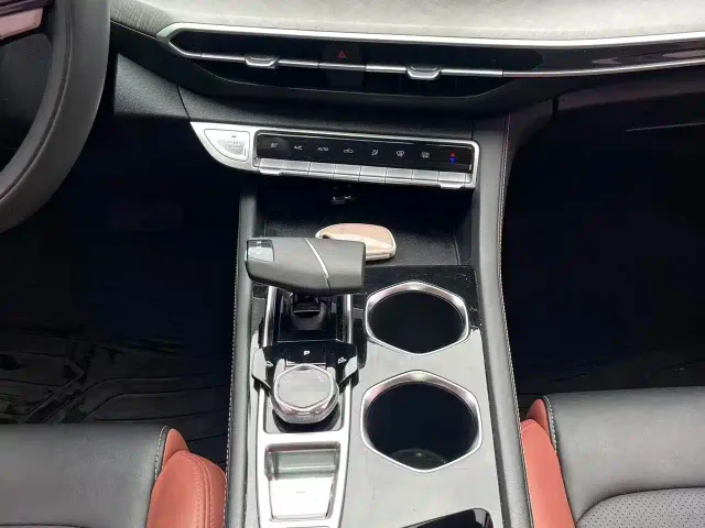 Changan Eado — Фото автомобиля 11