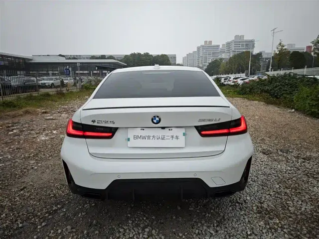 BMW 3 Series — Фото автомобиля 11