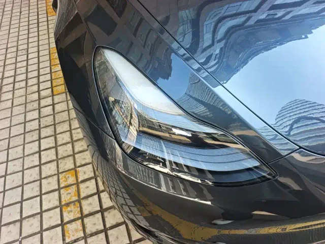 Tesla Model Y — Фото автомобиля 7