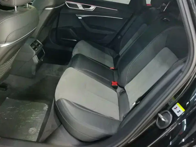 Audi A6L — Фото автомобиля 11