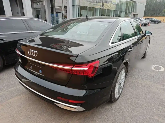 Audi A6L — Фото автомобиля 6