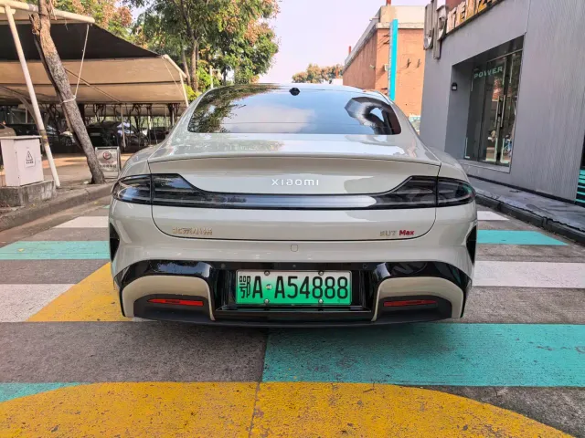 Xiaomi SU7 — Фото автомобиля 8