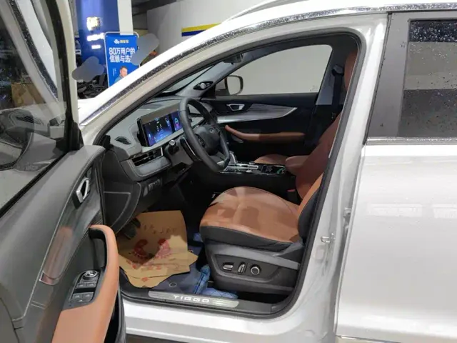 Chery Tiggo 8 PLUS — Фото автомобиля 9