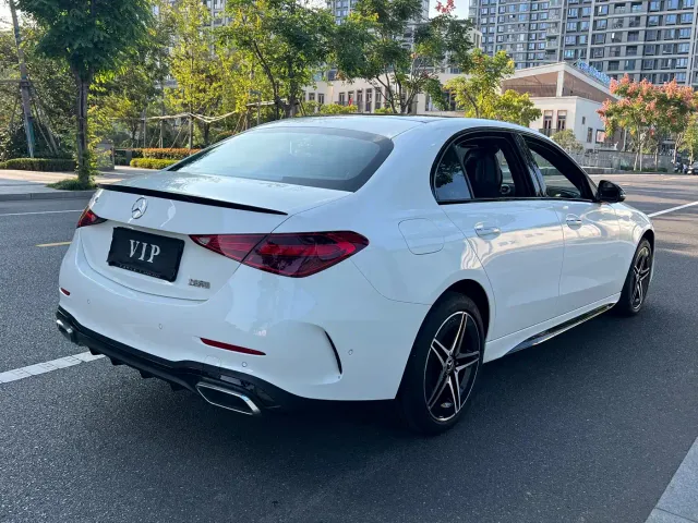 Mercedes-Benz C-Class — Фото автомобиля 16