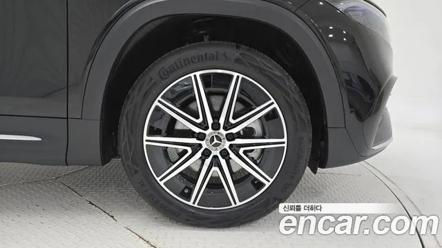 Mercedes-Benz EQB — Фото автомобиля 5