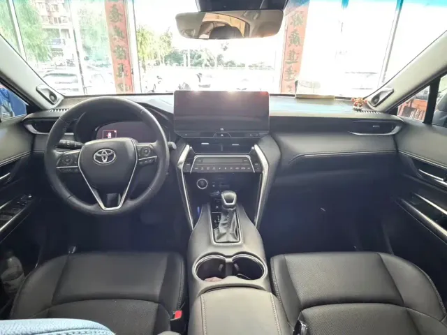 Toyota Venza — Фото автомобиля 8