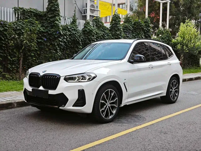 Фотография автомобиля — BMW X3