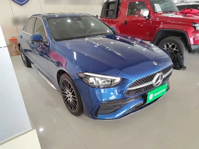 Mercedes-Benz C-Class — Фото автомобиля 3