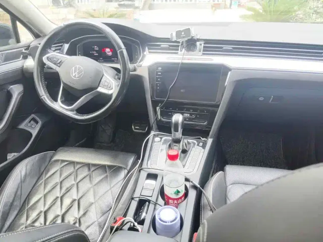 Volkswagen Magotan GTE Plug-in Hybrid 2022 GTE Luxury — Фото автомобиля 12